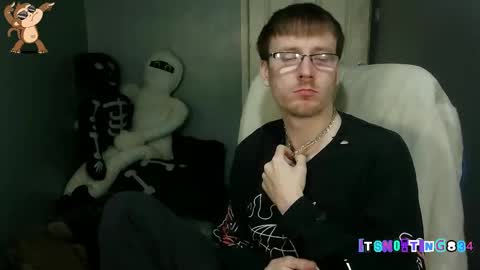    online show from October 8, 9:32 pm