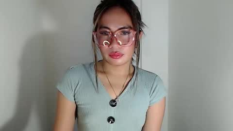 itsurgil_kloeh online show from November 25, 3:05 am