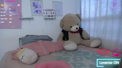Snapshot of ivanna_wolf3 chatting on October 4, 10:51 pm ivanna online show from October 4, 10:51 pm