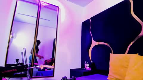 ivannaa18 online show from October 8, 4:18 am