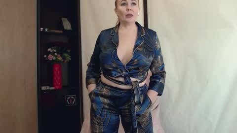 IrennaSplash online show from February 25, 2:26 am