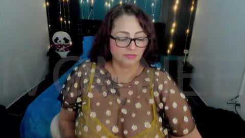 Ivonne online show from August 7, 1:26 am
