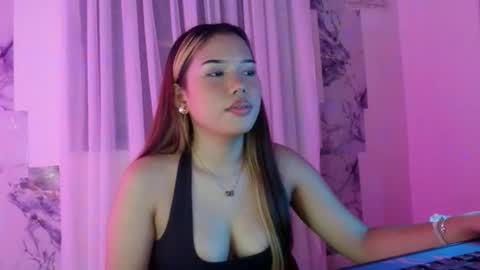 ivory_babe online show from June 23, 4:46 pm