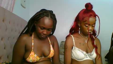 ivory_mae online show from July 19, 4:26 am