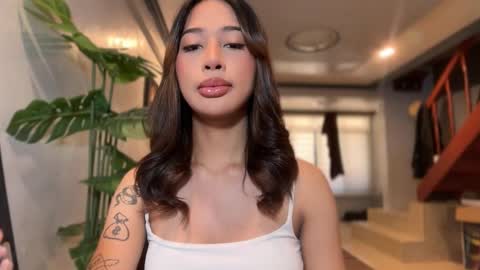 kirstenelsie online show from March 10, 1:54 am