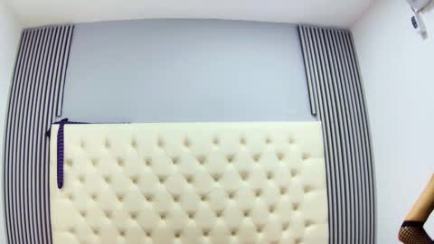 ivy_and_joseph online show from October 25, 10:10 pm