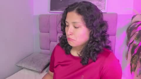 Ivy and Molly online show from September 26, 8:39 pm