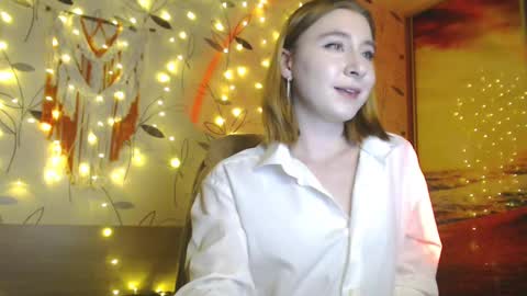 Snapshot of ivy_dean_ chatting on January 31, 12:39 am Ivy online show from January 31, 12:39 am