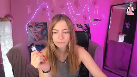 Ivy online show from July 22, 5:42 am
