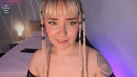 Pamela online show from December 19, 2:18 am