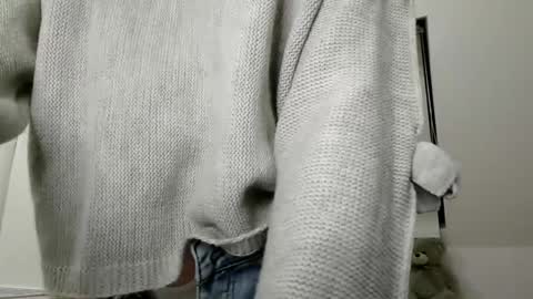 ivywise online show from April 8, 9:51 pm