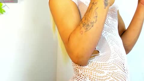 ivymilleer online show from January 9, 1:22 am