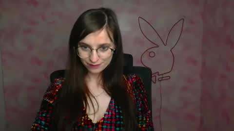 Ivy online show from April 10, 7:29 pm