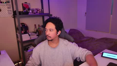 iwasd3nse online show from January 18, 1:08 am