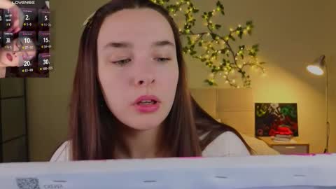 Daisy online show from March 15, 4:17 am