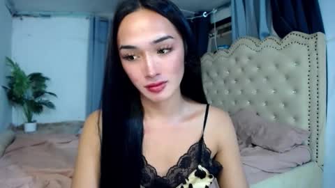 iwillcum4u_ online show from December 1, 4:32 am