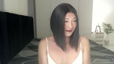 iya_hermosa online show from January 10, 12:54 pm