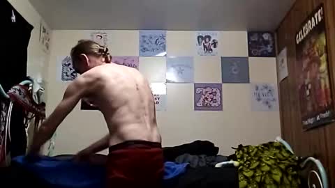 iyzyoatnzmlz online show from April 9, 7:03 am