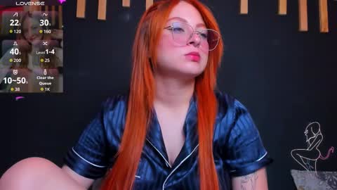 hot izys online show from March 29, 3:52 am