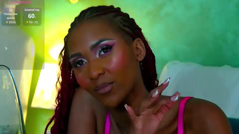 Snapshot of izzie_sugar chatting on September 17, 7:17 pm Sugar Babe online show from September 17, 7:17 pm