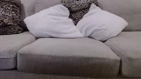 James online show from December 18, 2:12 pm