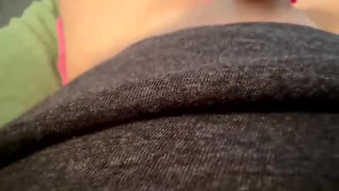 j789123 online show from March 8, 2:40 pm