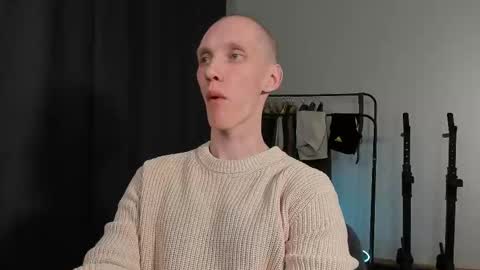 Danny online show from February 25, 6:33 pm