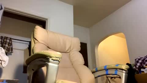 Snapshot of j_boogie_mane chatting on January 13, 11:38 pm j boogie online show from January 13, 11:38 pm