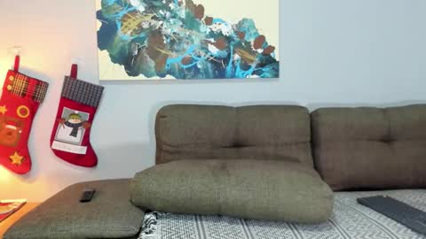 Calix  Independient model Insta and twt Calixsnake online show from December 14, 2:23 pm