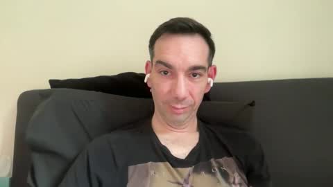 j_dc online show from April 29, 5:30 pm