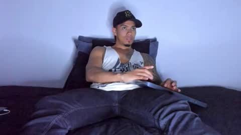 i am juan musiry independent model  online show from December 17, 4:08 am