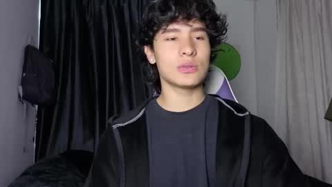 Noah online show from February 19, 2:38 pm