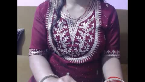 jaan80096 online show from February 1, 5:05 pm