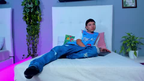 Jack and karelin online show from March 1, 6:11 pm