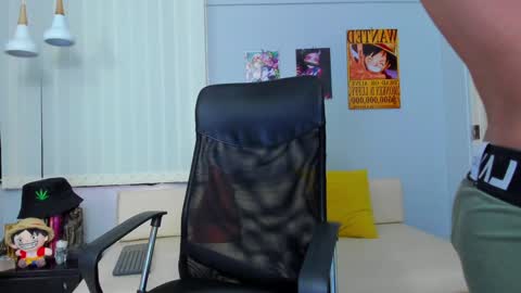 Jack and karelin online show from January 19, 4:04 pm