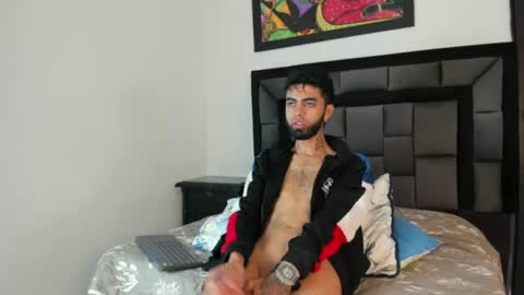 Jack bigdick1  online show from July 22, 3:19 am