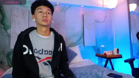 JACK  online show from March 25, 1:18 pm