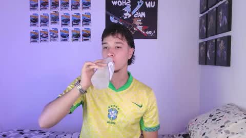 J online show from March 6, 10:31 pm