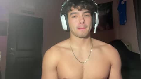 bigenoughtohug online show from February 15, 1:19 am