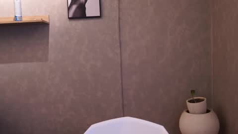 Jackson Bell online show from April 4, 12:56 pm