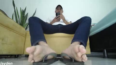 Jacob And Jayden online show from February 12, 10:35 pm