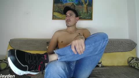 Jacob And Jayden online show from April 7, 6:10 pm