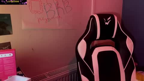 jacywinslat online show from March 11, 5:46 pm