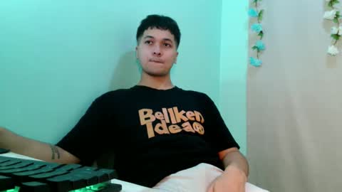 jade_halo online show from April 3, 2:35 pm