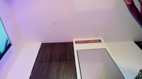 Jade  independent model online show from November 13, 11:46 am