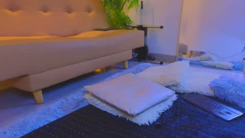 jadee__ online show from November 28, 3:25 am