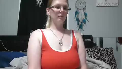 JadeLuv online show from March 3, 1:45 am