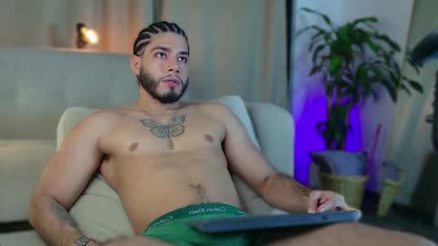 Jaden Feynman online show from November 28, 4:53 am