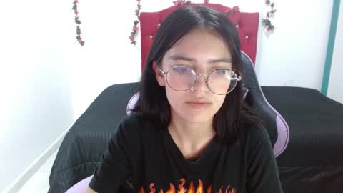 jaide387017 online show from April 22, 8:38 pm