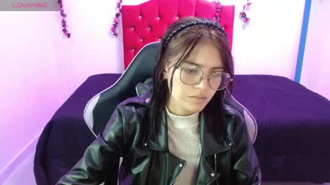 jaide412638 online show from May 25, 8:59 pm